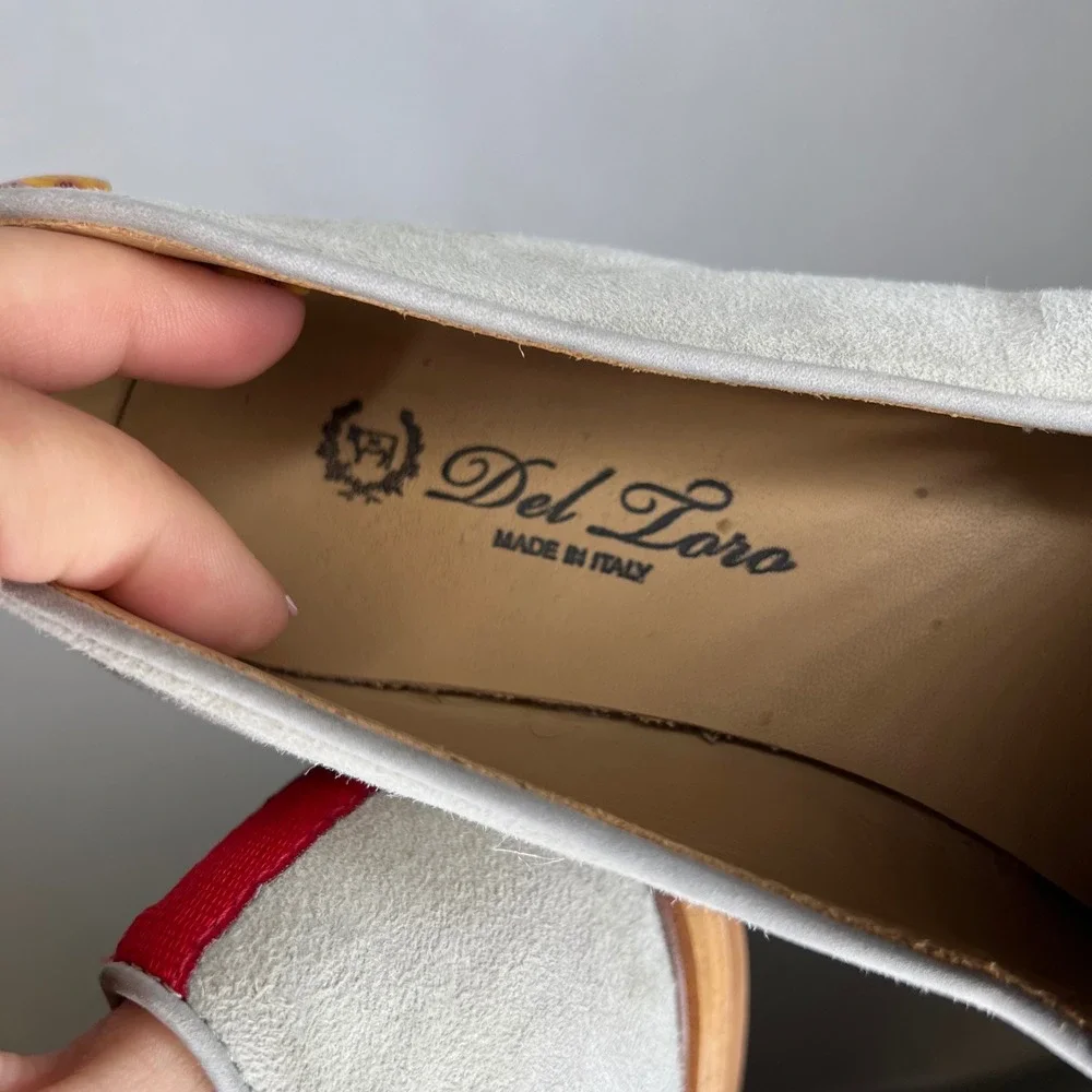 Del Toro Women's‎ Size 7 Gray Suede Flamingo Embroidered Loafers Flats Shoes